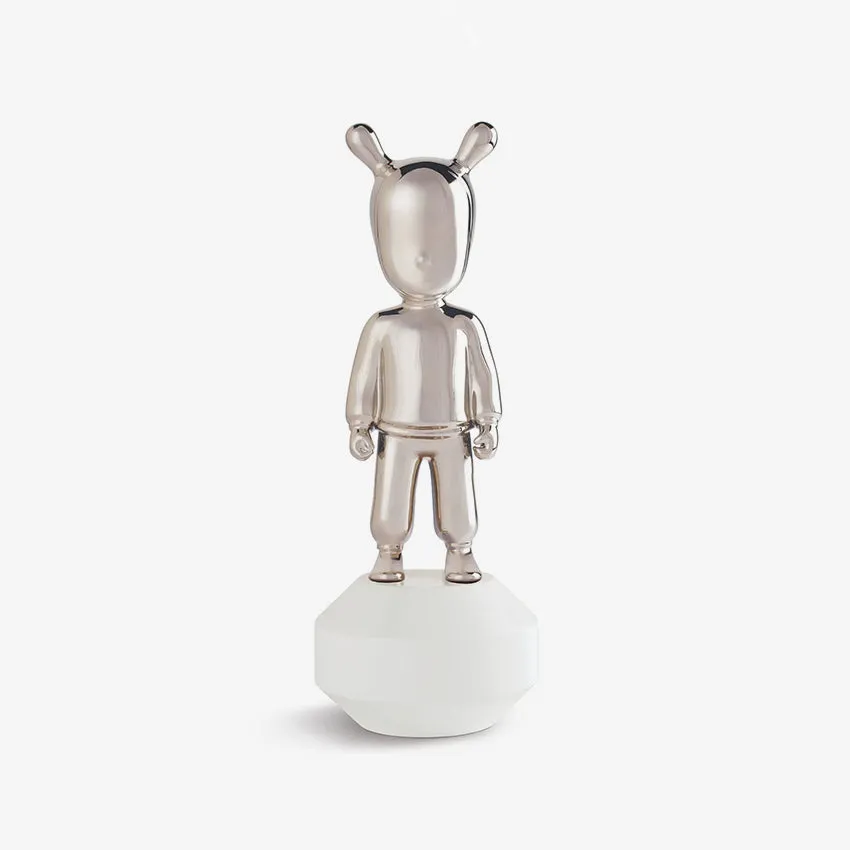 Lladr | The Silver Guest Figurine