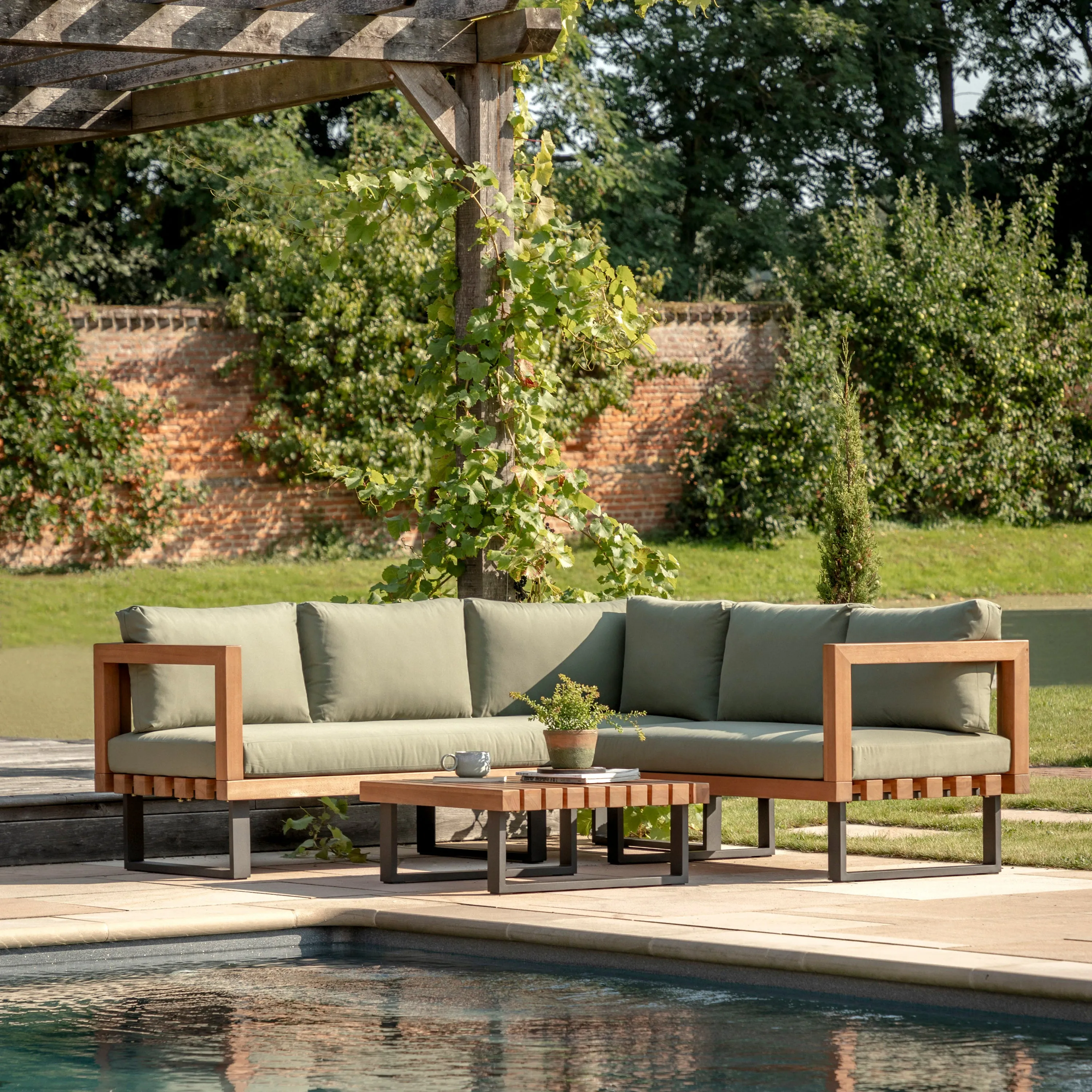 Outdoor Oad Corner Sofa Set | Green