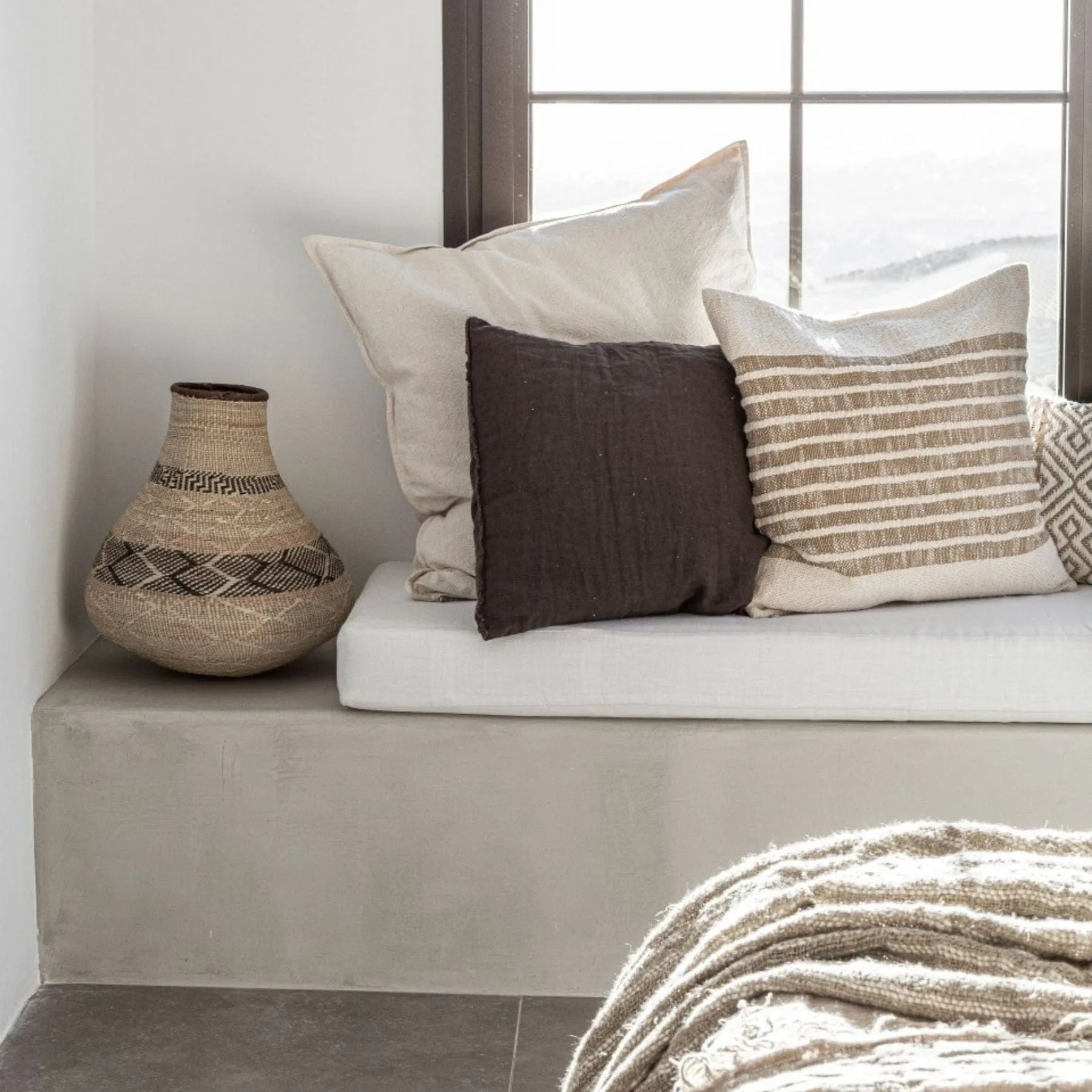 Yarn Cushion Cover | White/Light Brown 50x50cm Zoco Home